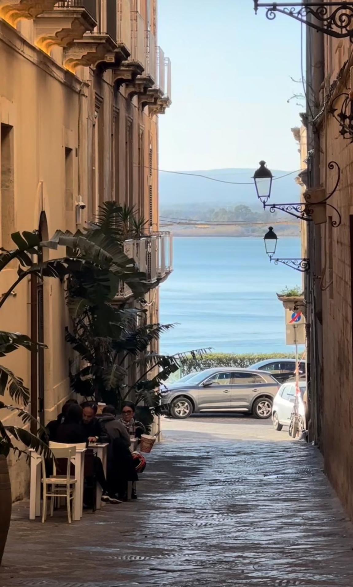 La Perla Sul Cortile Lejlighed Syracuse Eksteriør billede